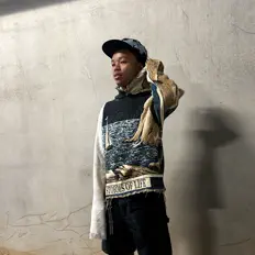 Jaomiを聴いたり、ミュージックビデオを鑑賞したり、経歴やツアー日程などを確認したりしましょう！