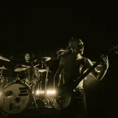 Listen to El Jumbotron, watch music videos, read bio, see tour dates & more!