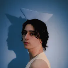 Ouça Caio Pavanelli, assista a videoclipes, leia a biografia, veja as datas das turnês e mais!