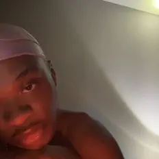 Dengarkan MoCa, tonton video musik, baca bio, lihat tanggal tur & lainnya!