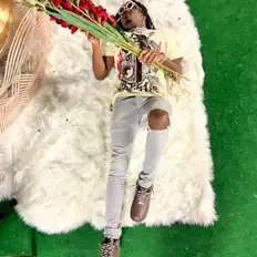 Posłuchaj wykonawcy Zo F.O.E, obejrzyj teledyski, przeczytaj biografię, zobacz daty tras koncertowych i nie tylko!