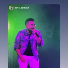 Nicolukas सुनें, म्यूज़िक वीडियो देखें, बायो पढ़ें, दौरे की तारीखें और बहुत कुछ देखें!