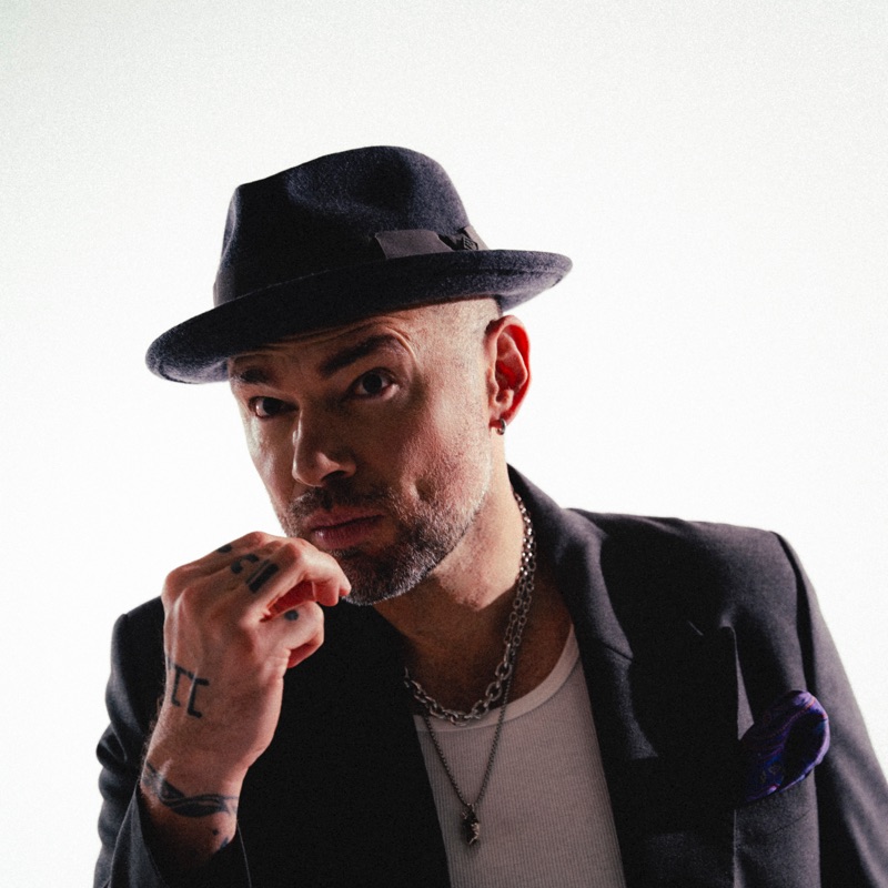 Y Si Te Quedas, ¿Qué?