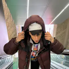 Listen to Empyre00, watch music videos, read bio, see tour dates & more!