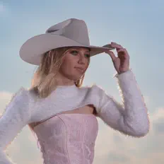 Ascolta Payton Riley, guarda video musicali, leggi la biografia, vedi le date del tour & altro!