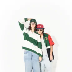 Listen to Planeta Tres, watch music videos, read bio, see tour dates & more!