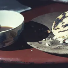 Escucha a Soltaron A Johnson, mira videos musicales, lee su biografía, consulta las fechas de las gira y más.