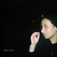 Mariam Elkholyを聴いたり、ミュージックビデオを鑑賞したり、経歴やツアー日程などを確認したりしましょう！