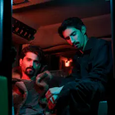 Ascolta WHISKYGIRL, guarda video musicali, leggi la biografia, vedi le date del tour & altro!