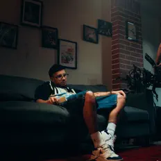 Escucha a West Blanco, mira vídeos musicales, lee la biografía, consulta fechas de giras y mucho más.