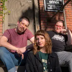 Escucha a First Ever Boys, mira videos musicales, lee su biografía, consulta las fechas de las gira y más.