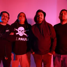 Los Rostyを聴いたり、ミュージックビデオを鑑賞したり、経歴やツアー日程などを確認したりしましょう！