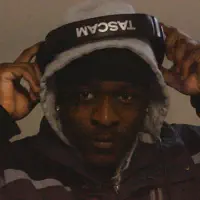 Luister naar undefined, bekijk muziekvideo's, lees de bio, bekijk de tourdata, en meer!