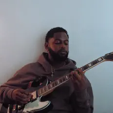Escucha a Damani, mira videos musicales, lee su biografía, consulta las fechas de las gira y más.