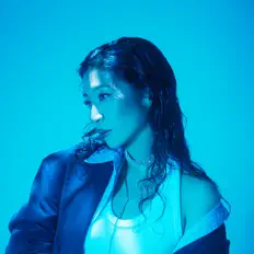 Luister naar aimi, bekijk muziekvideo's, lees de bio, bekijk de tourdata, en meer!