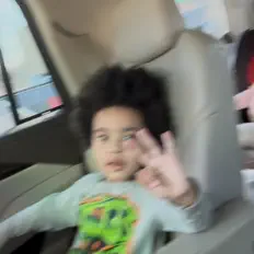 Mxni सुनें, म्यूज़िक वीडियो देखें, बायो पढ़ें, दौरे की तारीखें और बहुत कुछ देखें!