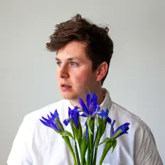 Ακούστε περιεχόμενο από Ruby Sparks, παρακολουθήστε μουσικά βίντεο, διαβάστε το βιογραφικό, δείτε ημερομηνίες περιοδείας, και πολλά ακόμη!