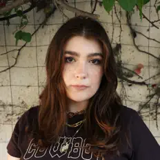 Poslechněte si interpreta Paige Shannon, sledujte hudební videa, přečtěte si životopis, podívejte se na data turné a další informace.
