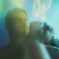 Escucha a undefined, mira videos musicales, lee su biografía, consulta las fechas de las gira y más.