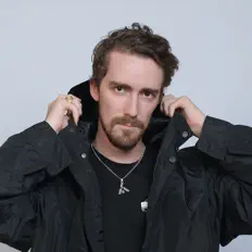 Ouça xChillphil, assista a videoclipes, leia a biografia, veja as datas das turnês e mais!