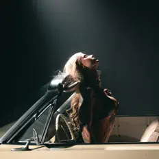 Ouve Bárbara Grando, vê vídeos de música, lê a biografia, vê as datas da digressão e muito mais!