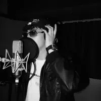 undefined: песни, клипы, биография, даты выступлений и многое другое.