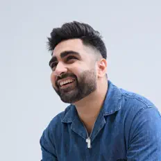 Hör dir Vardaan Chawla an, schau dir Musikvideos an, lies die Biografie, finde Tourdaten und mehr!