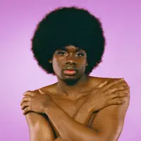 Ascolta undefined, guarda video musicali, leggi la biografia, vedi le date del tour & altro!