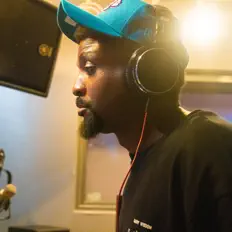 Escucha a Moran Tha Man, mira videos musicales, lee su biografía, consulta las fechas de las gira y más.