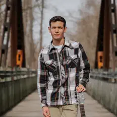 收听 Josh Campbell、观看音乐视频、阅读小传、查看巡演日期等 ！