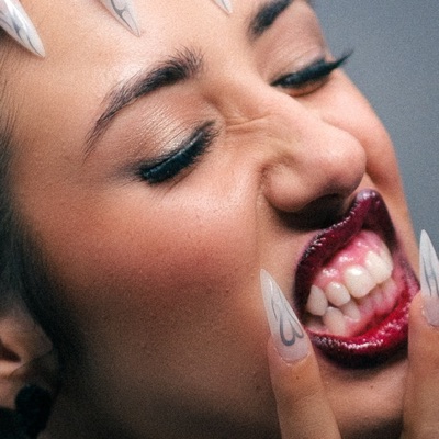 Listen to Flor Sz, watch music videos, read bio, see tour dates & more!