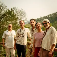 Ascolta Saṃgīta, guarda video musicali, leggi la biografia, vedi le date del tour & altro!