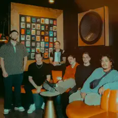 Ascolta Wolf & Bear, guarda video musicali, leggi la biografia, vedi le date del tour & altro!