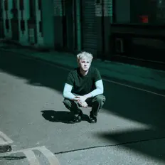 Dengarkan George Lawson, tonton video musik, baca bio, lihat tanggal tur & lainnya!