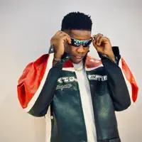 Escucha a undefined, mira vídeos musicales, lee la biografía, consulta fechas de giras y mucho más.