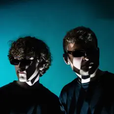 收听 Audioboomers、观看音乐视频、阅读小传、查看巡演日期等 ！