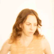 收听 Adi-Keshet Cohen、观看音乐视频、阅读小传、查看巡演日期等 ！
