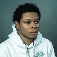 undefinedを聴いたり、ミュージックビデオを鑑賞したり、経歴やツアー日程などを確認したりしましょう！