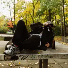 Ascolta IvanG, guarda video musicali, leggi la biografia, vedi le date del tour & altro!
