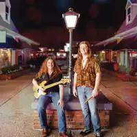 Ascolta undefined, guarda video musicali, leggi la biografia, vedi le date del tour & altro!