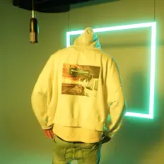 Varian Di-best सुनें, म्यूज़िक वीडियो देखें, बायो पढ़ें, दौरे की तारीखें और बहुत कुछ देखें!