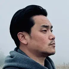 聆聽 JitDragon、觀看音樂影片、閱讀小傳、查看巡演日期等！