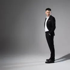 聆聽 Турар Рахимберлин、觀看音樂影片、閱讀小傳、查看巡演日期等！