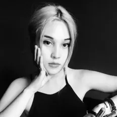 收听 Dana Zulpykhar、观看音乐视频、阅读小传、查看巡演日期等 ！