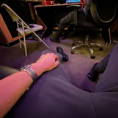 Escucha a KAY AY, mira vídeos musicales, lee la biografía, consulta fechas de giras y mucho más.