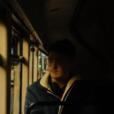 收听 Locl、观看音乐视频、阅读小传、查看巡演日期等 ！