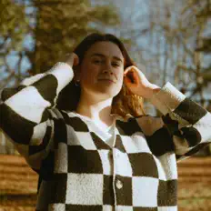 Listen to Marie Dresselhuis, watch music videos, read bio, see tour dates & more!