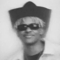 undefined을(를) 듣고, 뮤직 비디오를 보고, 약력을 읽고, 투어 일정 등을 확인하세요!