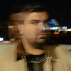 Poslechněte si interpreta Jun Wilder, sledujte hudební videa, přečtěte si životopis, podívejte se na data turné a další informace.