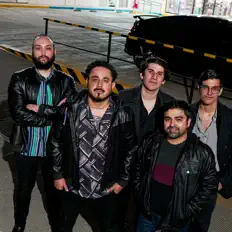 Ascolta Arsenia, guarda video musicali, leggi la biografia, vedi le date del tour & altro!